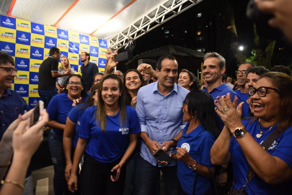 Com investimento de R$ 3,7 milhões, Prefeitura inaugura camelódromo com mais de 110 boxes em São Cristóvão – Secretaria de Comunicação