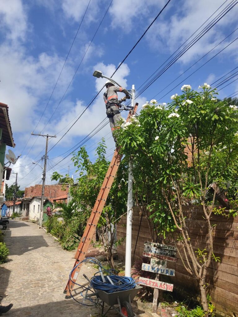 Prefeitura amplia rede de iluminação na Ilha de Bom Jesus dos Passos – Secretaria de Comunicação