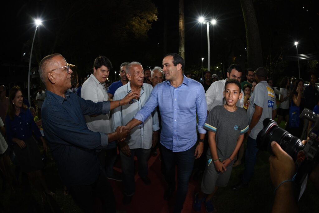 Prefeitura entrega requalificação da Rua das Rosas, na Pituba, e nova praça no Itaigara – Secretaria de Comunicação