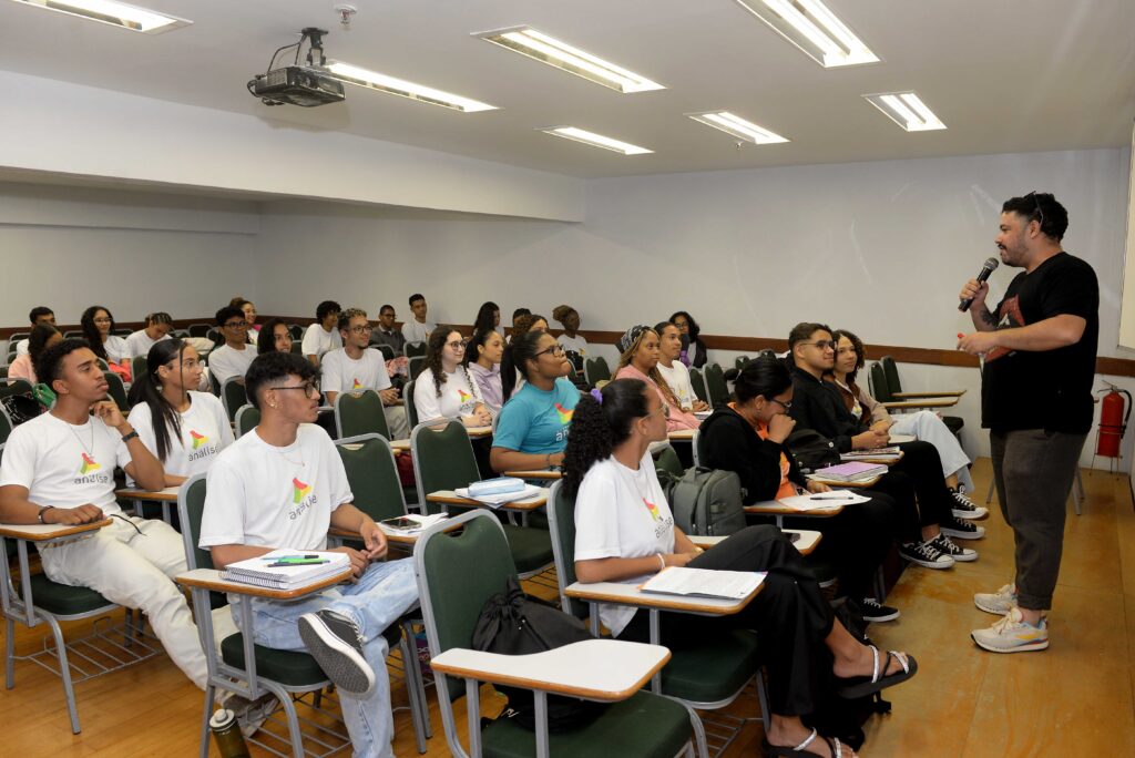 IngreSSAr alimenta sonho do ensino superior para estudantes de baixa renda – Secretaria de Comunicação
