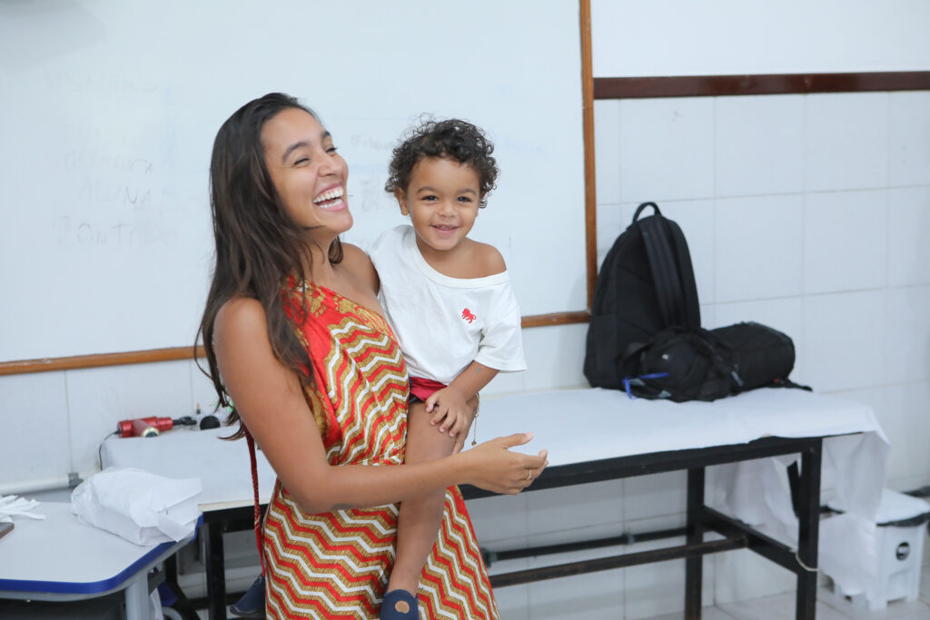 Programa acolhe mães de crianças com deficiência na rede municipal de ensino – Secretaria de Comunicação