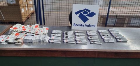 Receita apreende 60 canetas do medicamento Mounjaro no Aeroporto de Salvador