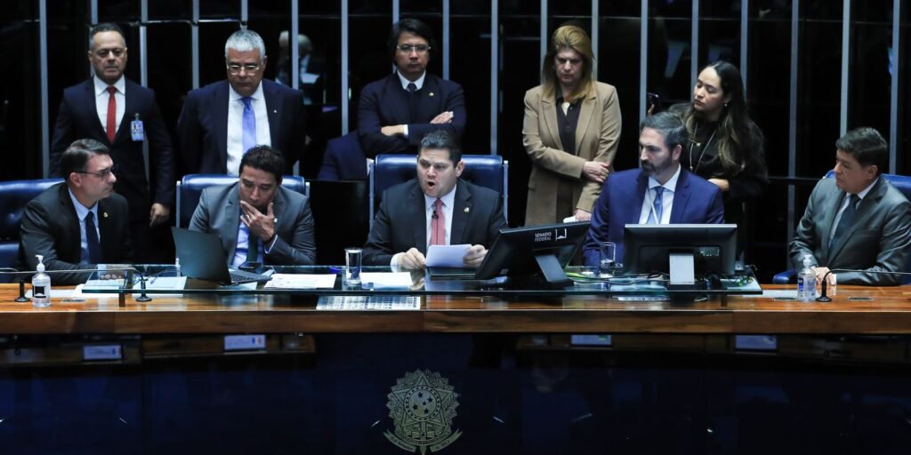 Senado aprova aumento do número de deputados federais para 531