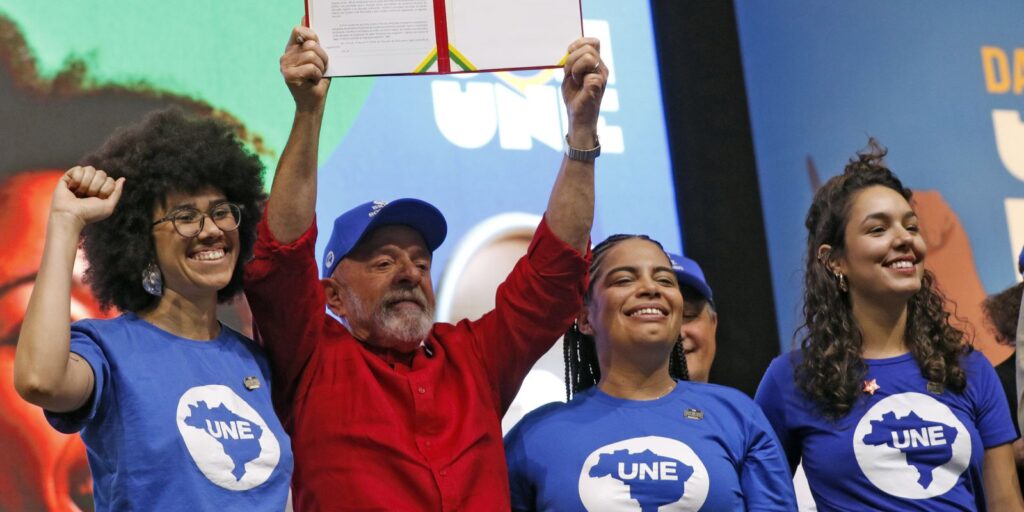 Lula diz que vai cobrar imposto das empresas americanas digitais