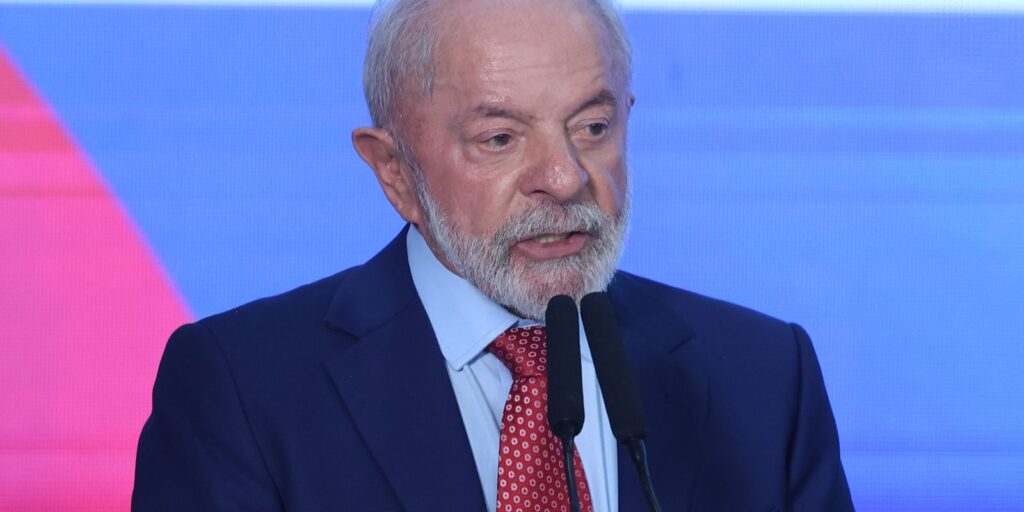 Lula defende que “nenhum presidente” deve dar palpite sobre Venezuela