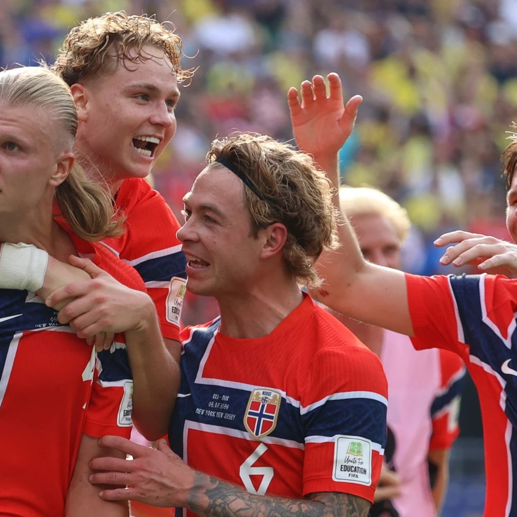 Erling Haaland comemora gol da Noruega contra o Brasil nas oitavas de final da Copa do Mundo 2026 no MetLife Stadium, em Nova Jersey