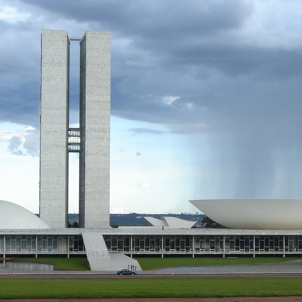 Congresso Nacional em Brasilia governo federal paga recorde de R$ 33 9 bilhoes em emendas parlamentares em 2026