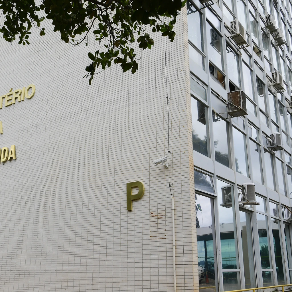 Sede do Ministério da Fazenda em Brasília: portaria prorroga Desenrola 2.0 para renegociação de dívidas
